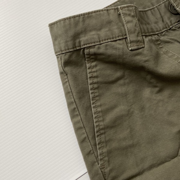 Men shorts - Picture 2 of 4